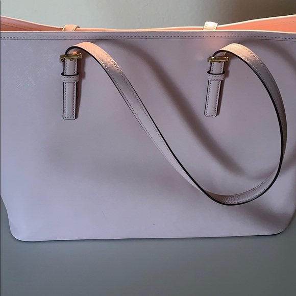 Michael Kors Tote. Blush. - Picture 3 of 3